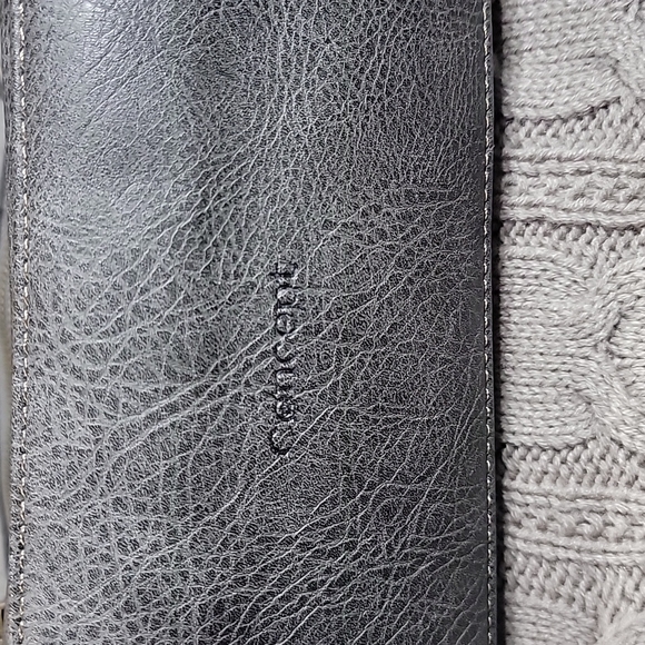 New Concept Oakley Wipstitch Gray Bag - Picture 11 of 11